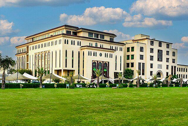 campus