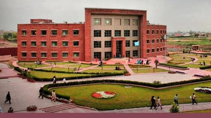 Bachelor of Architecture (BArch)