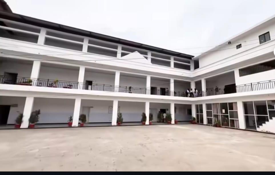 campus-logo